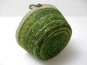 Sally-Manke-Two-Tone-Coiled-Rope-Basket-in-Sage-Green-and-Natural-1500x1125